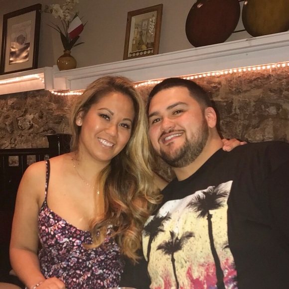 Meet Your Posher, Melissa - Picture 3 of 9